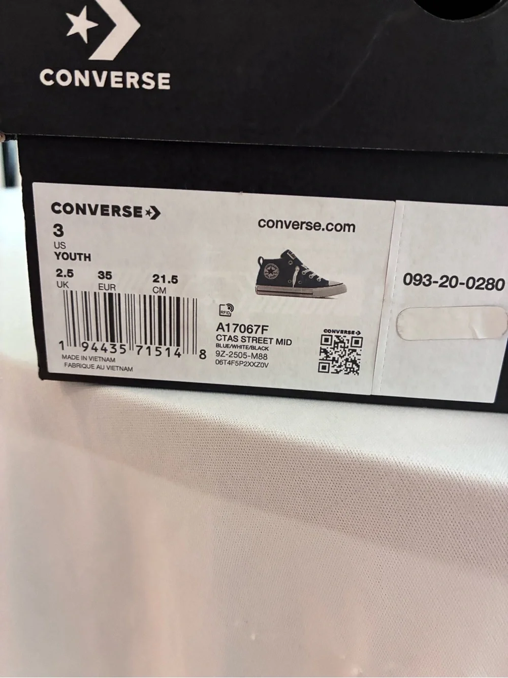 Converse Kids Blue and White Chuck Taylor Mid Top Sneakers